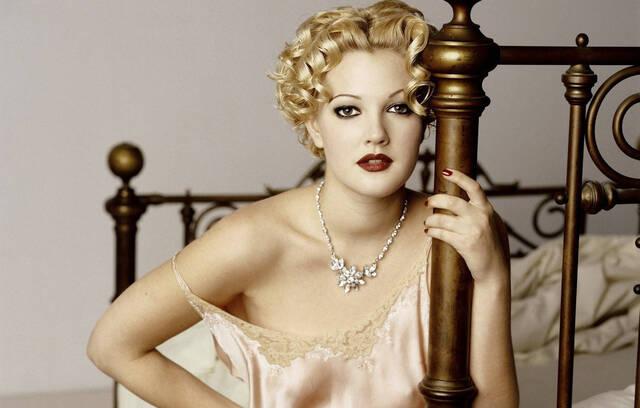 Drew Barrymore: A Hollywood Icon’s Journey from Child Star to Multi-Talented Mogul